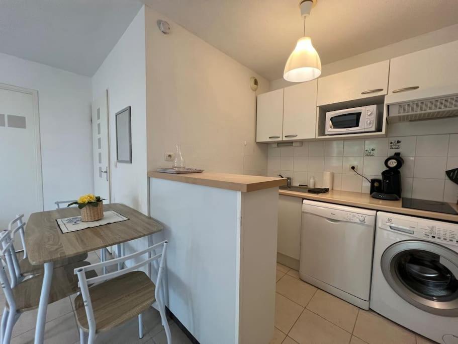 Apartament T2 Calme Et Paisible Parking Carcassonne Zewnętrze zdjęcie